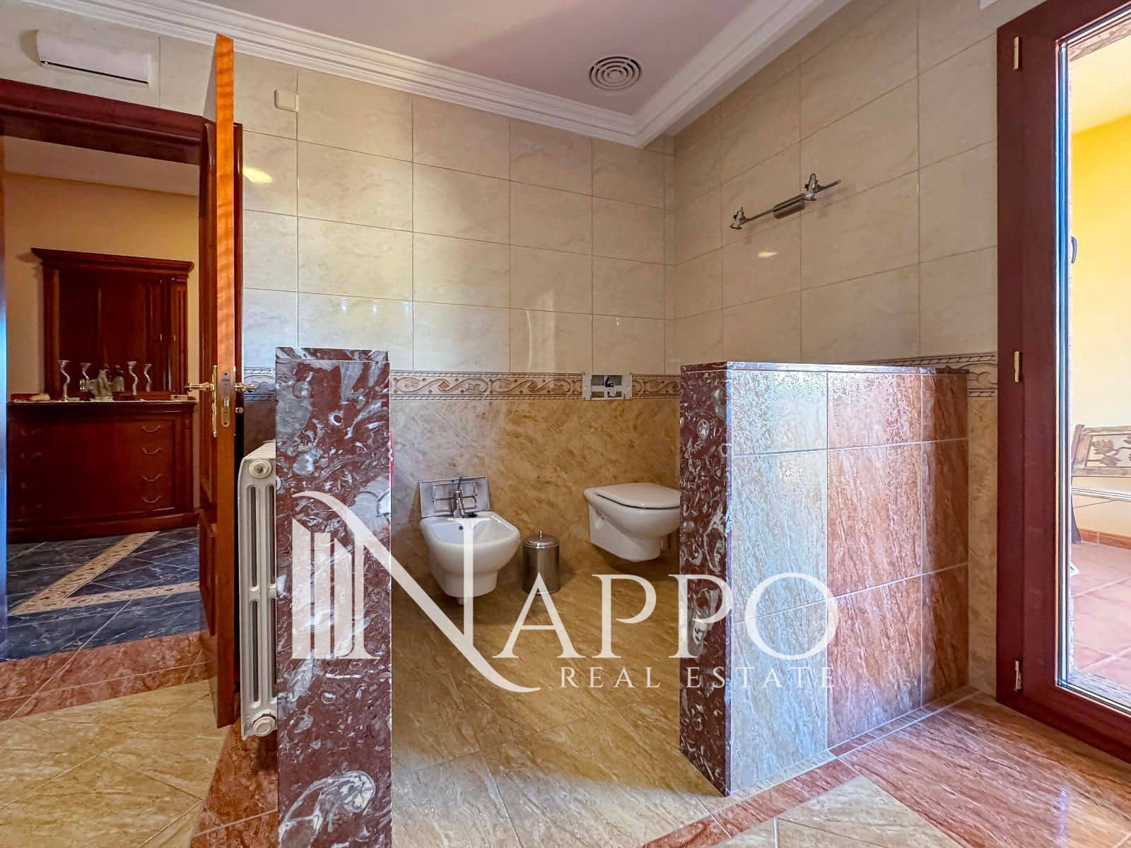 4 bedroom Townhouse for sale in Inca with pool garage - € 1,400,000 (Ref: 9322698)