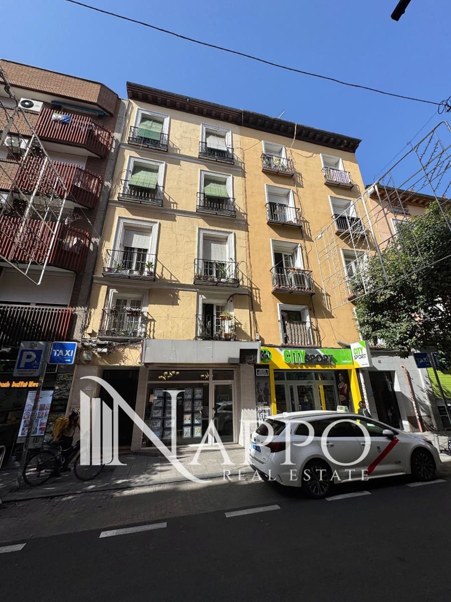 2 soveværelse Lejlighed til salg i Madrid by - € 280.000 (Ref: 9330145)