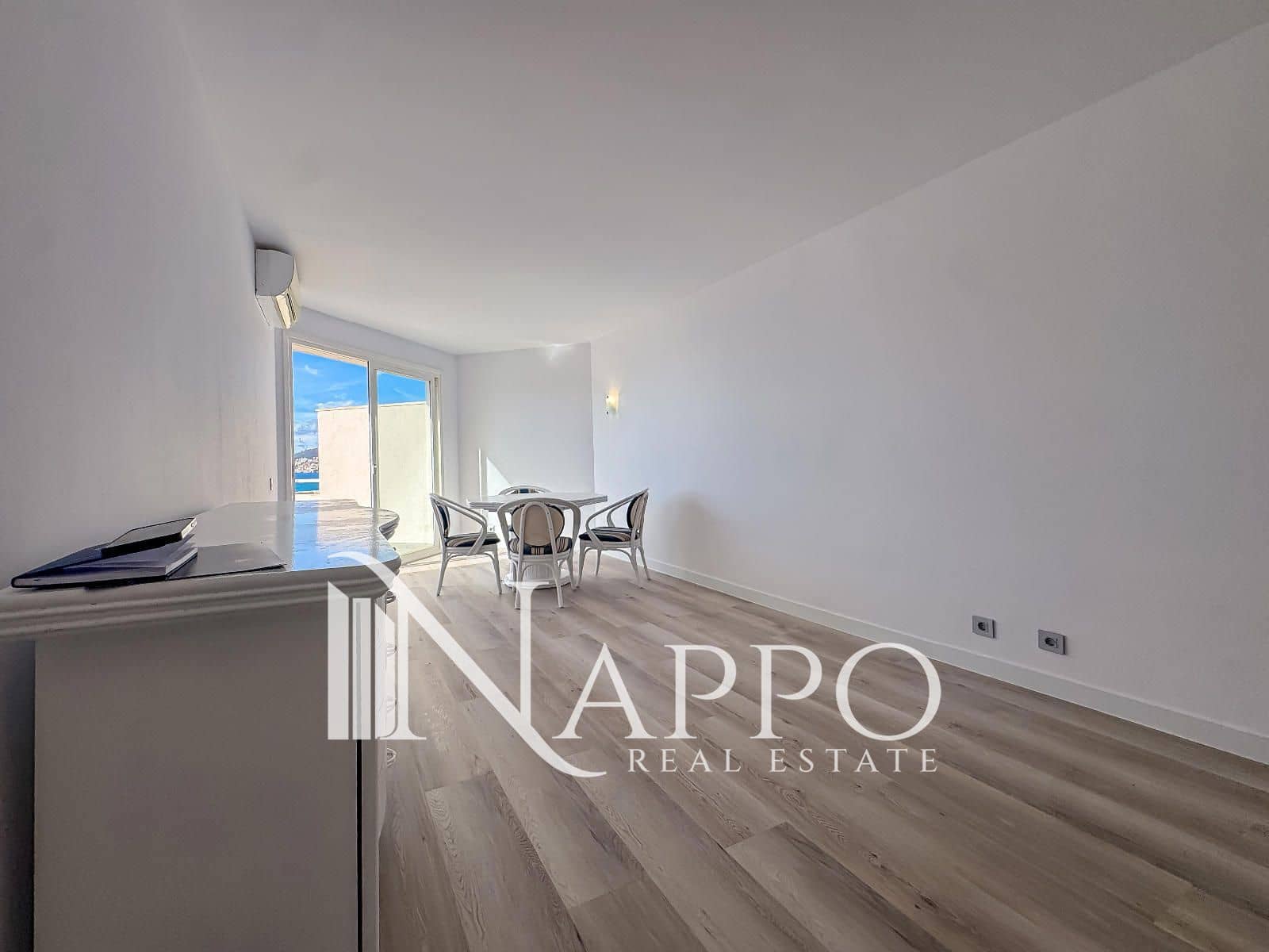 2 bedroom Flat for rent in Calvia with pool garage - € 1,600 (Ref: 9348463)