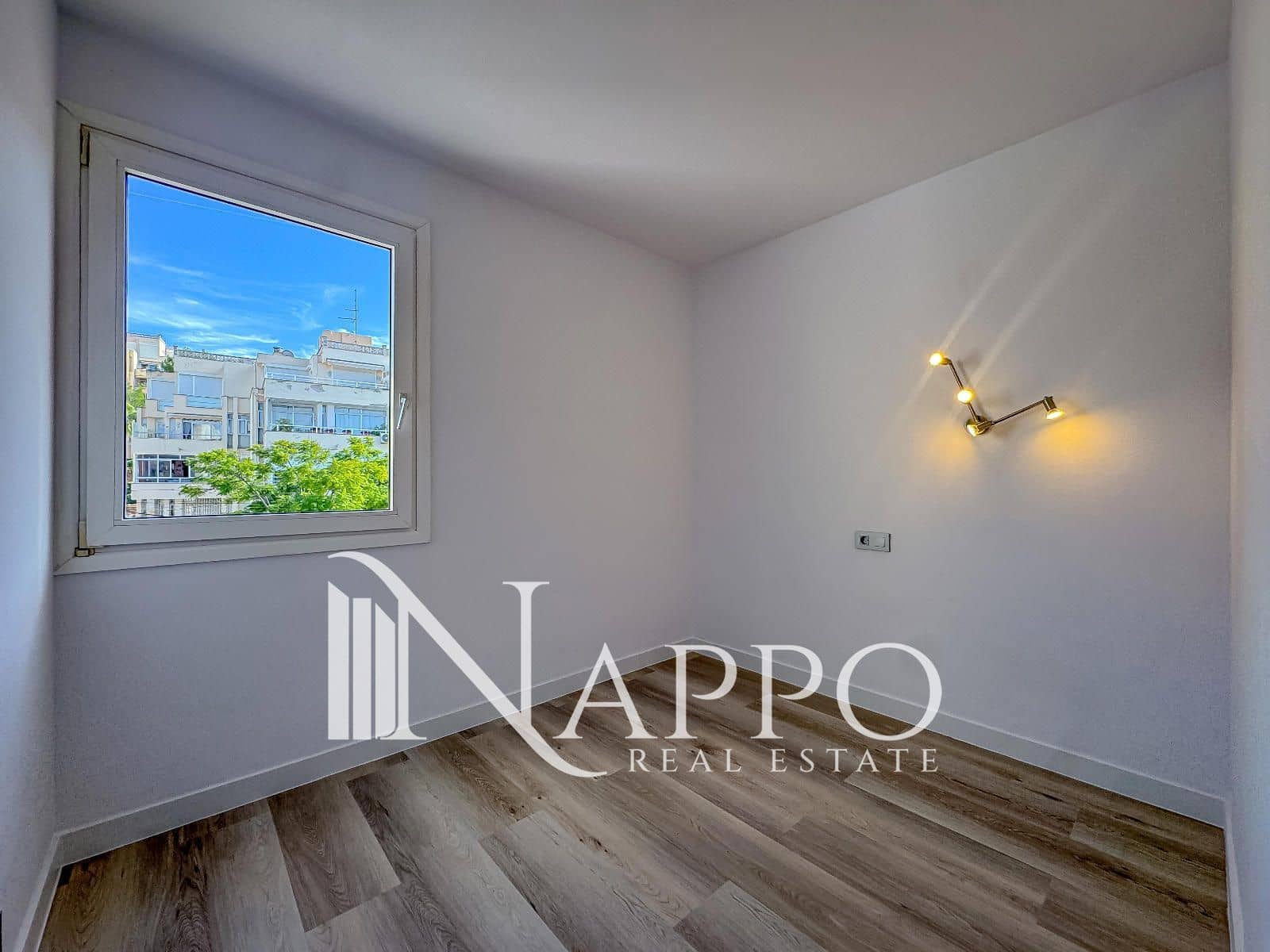 2 bedroom Flat for rent in Calvia with pool garage - € 1,600 (Ref: 9348463)