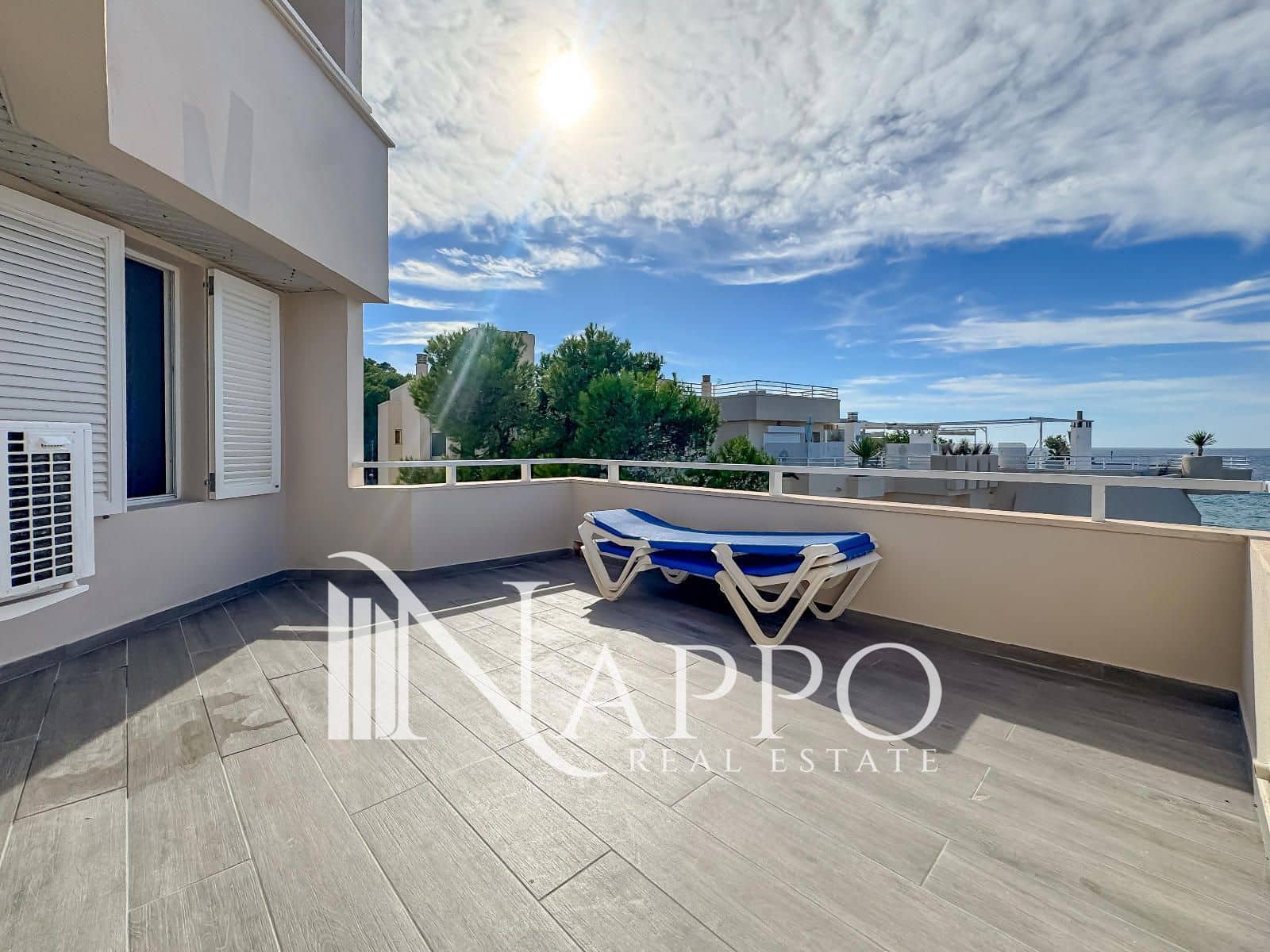 2 bedroom Flat for rent in Calvia with pool garage - € 1,600 (Ref: 9348463)