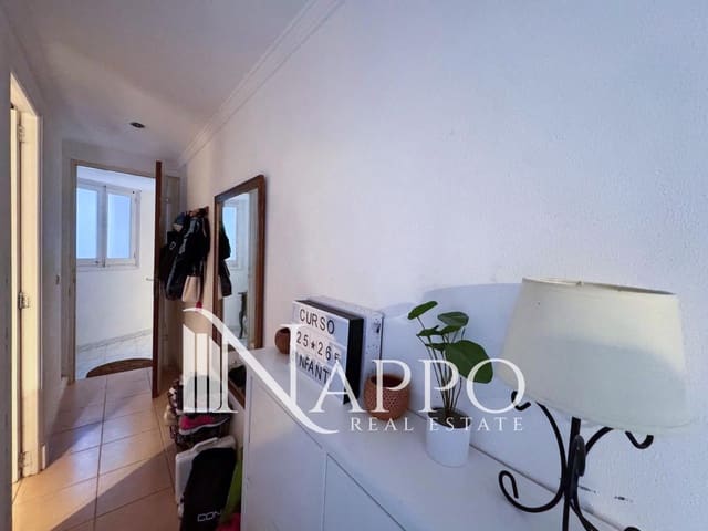 2 soveværelse Lejlighed til salg i Cala Mayor, Palma de Mallorca med swimmingpool - € 299.000 (Ref: 9352145)