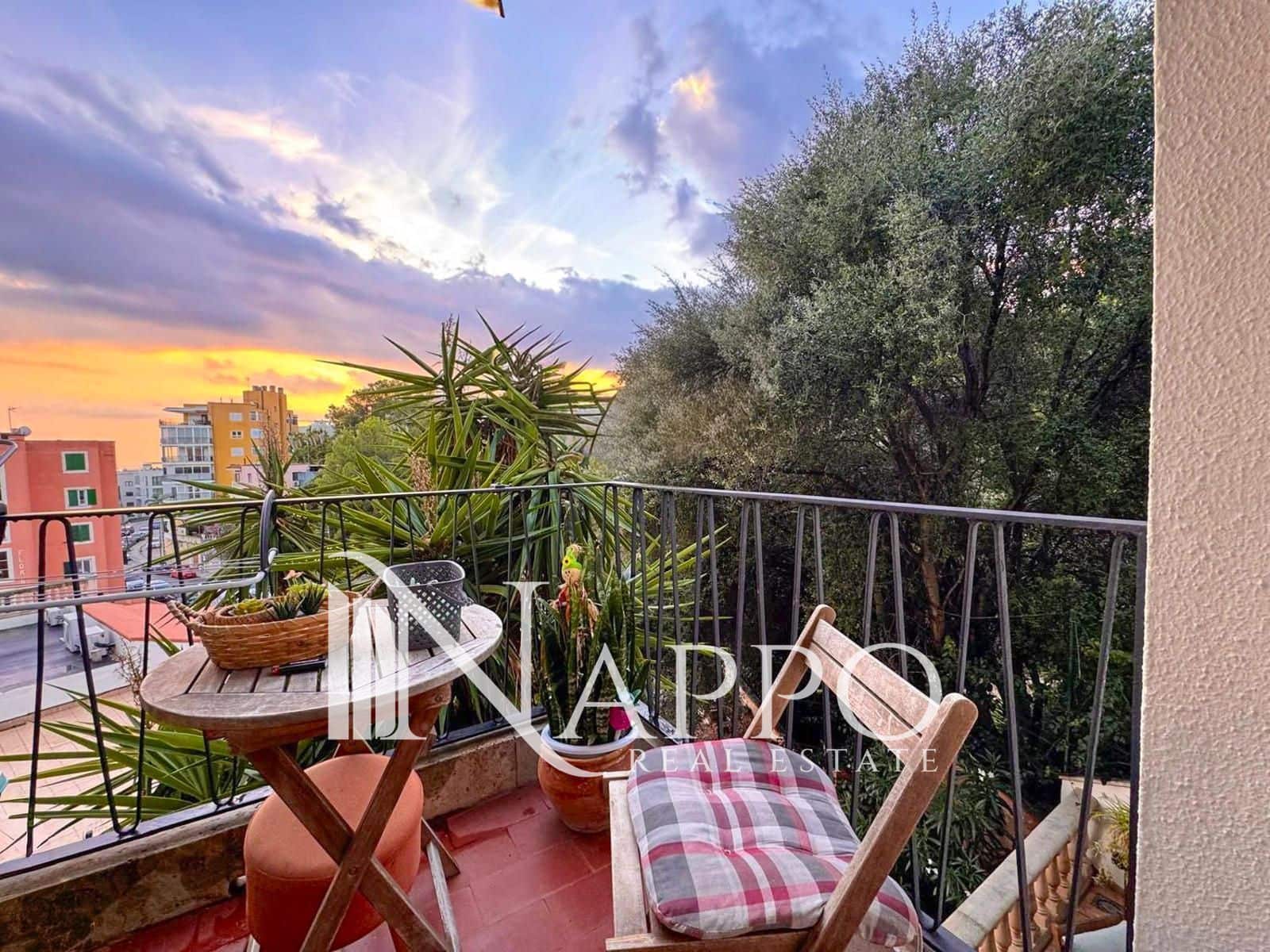 2 soverom Leilighet til salgs i Cala Mayor med svømmebasseng - € 299 000 (Ref: 9352145)