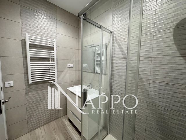 3 soveværelse Lejlighed til leje i Trafalgar, Madrid by - € 750 (Ref: 9356968)