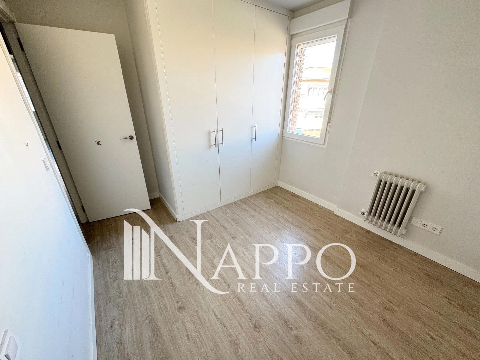 4 bedroom Flat for rent in Madrid city - € 2,500 (Ref: 9357022)