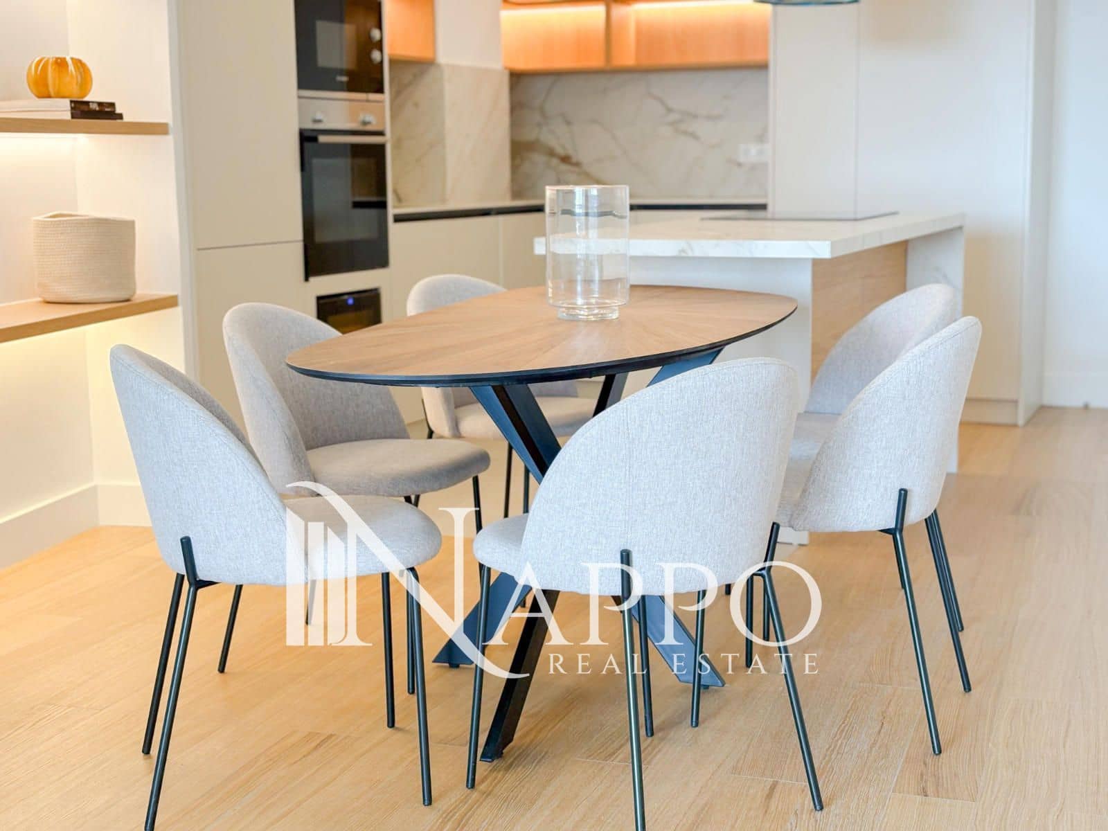 2 bedroom Flat for sale in Palma de Mallorca - € 730,000 (Ref: 9357765)