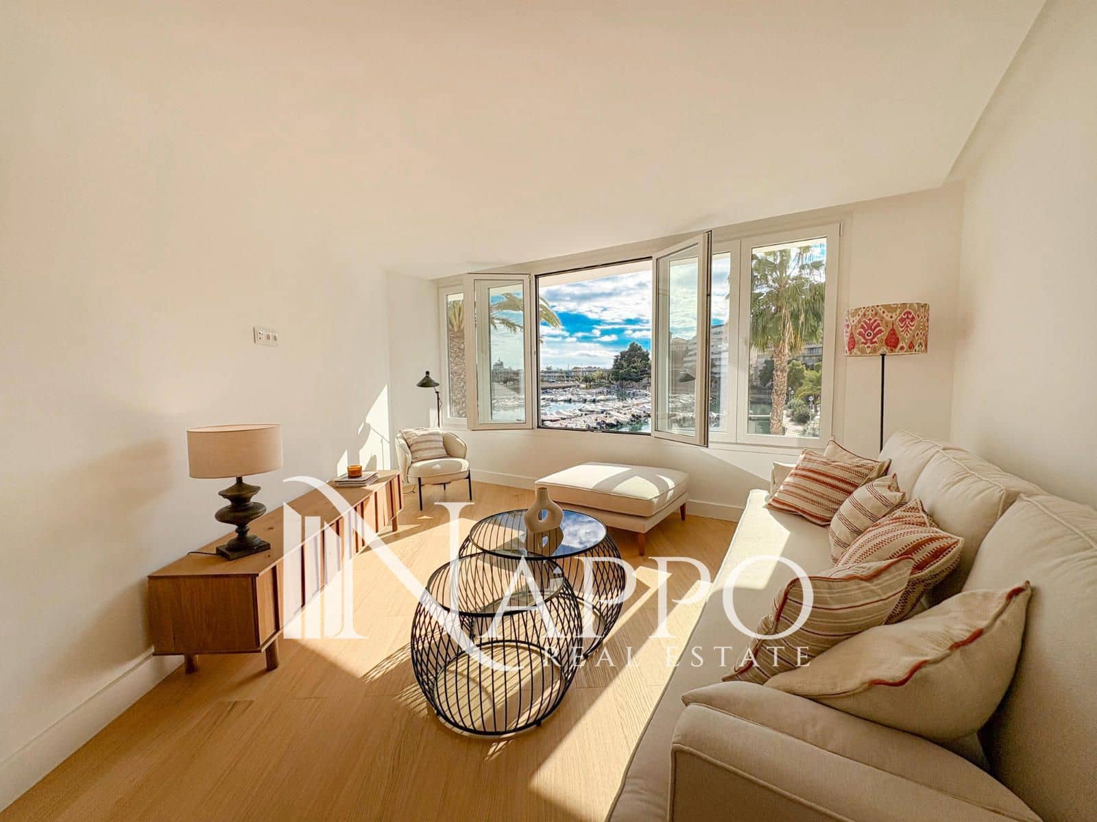 2 bedroom Flat for sale in Palma de Mallorca - € 730,000 (Ref: 9357765)