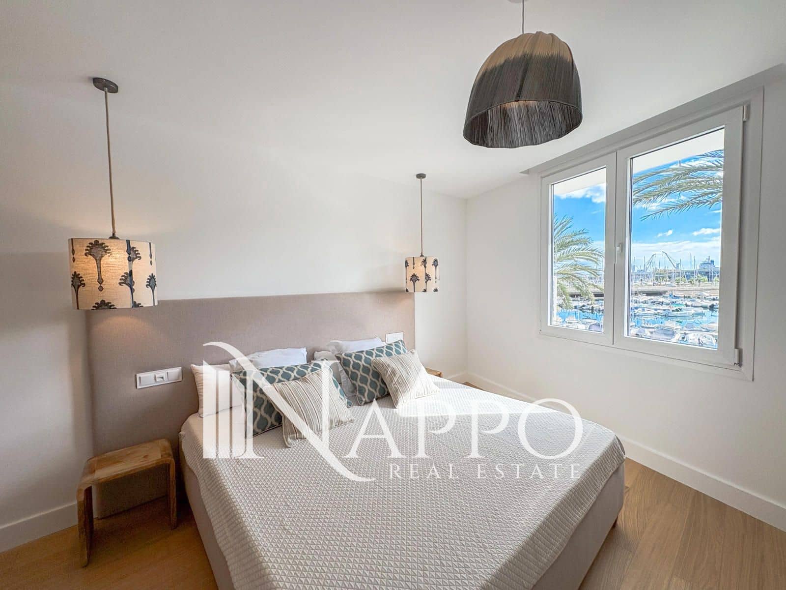2 bedroom Flat for sale in Palma de Mallorca - € 730,000 (Ref: 9357765)