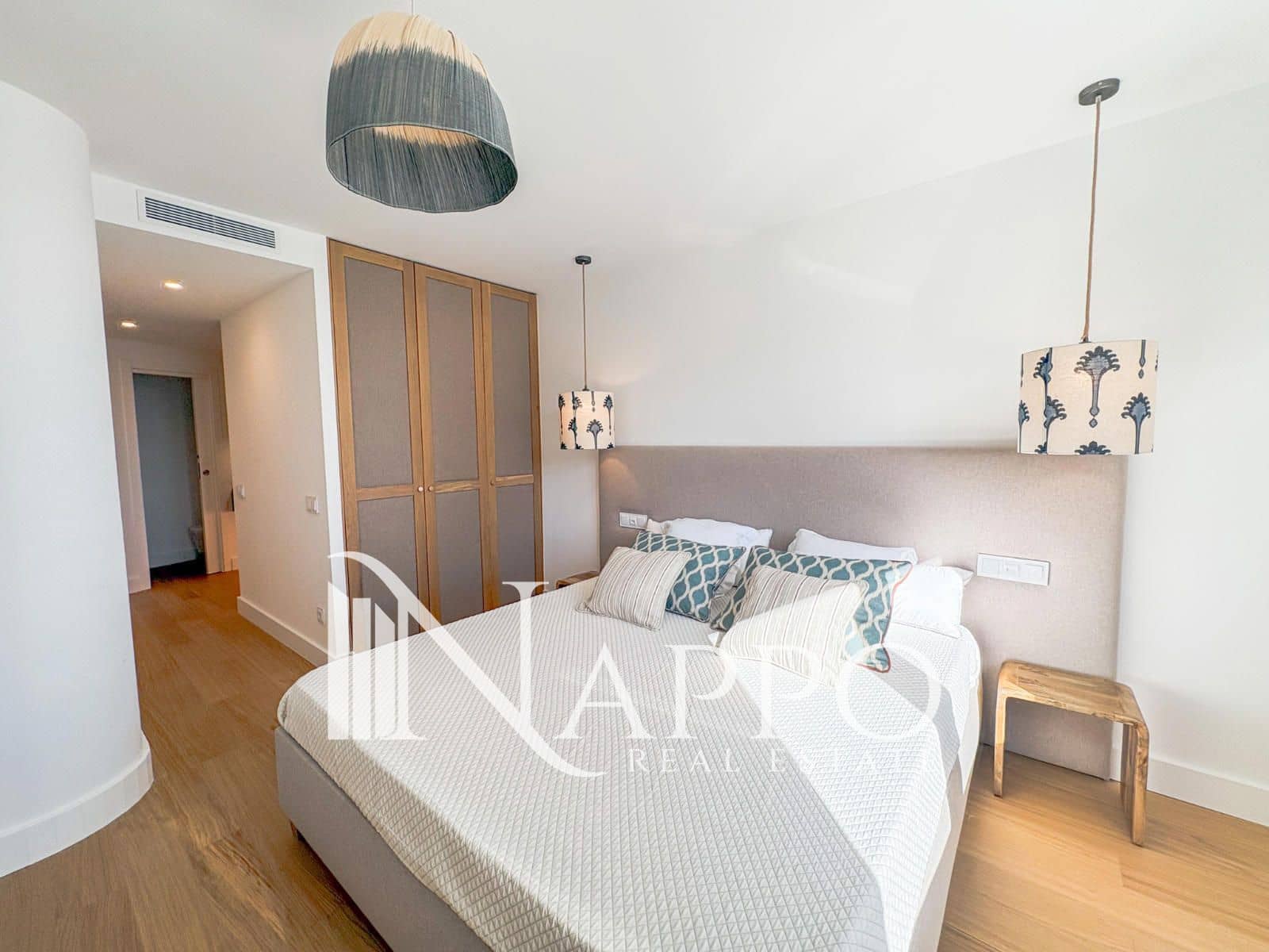 2 bedroom Flat for sale in Palma de Mallorca - € 730,000 (Ref: 9357765)