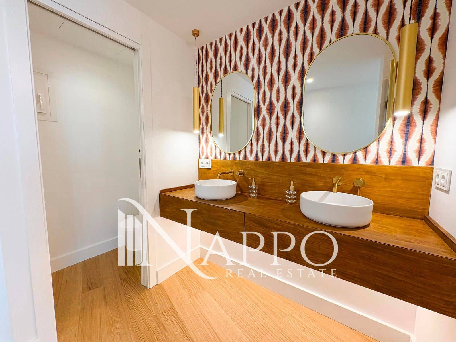 2 bedroom Flat for sale in Palma de Mallorca - € 730,000 (Ref: 9357765)