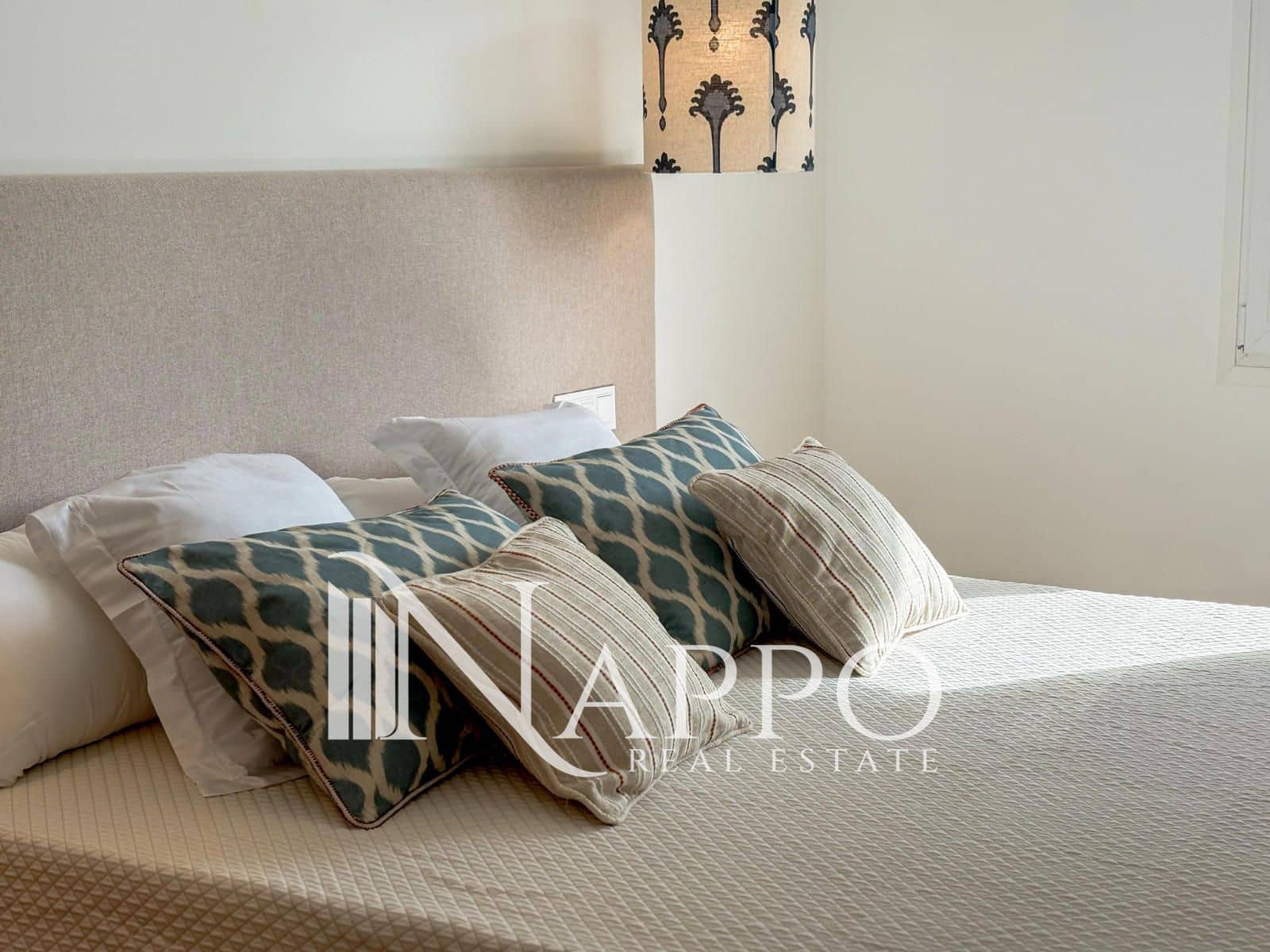 2 bedroom Flat for sale in Palma de Mallorca - € 730,000 (Ref: 9357765)