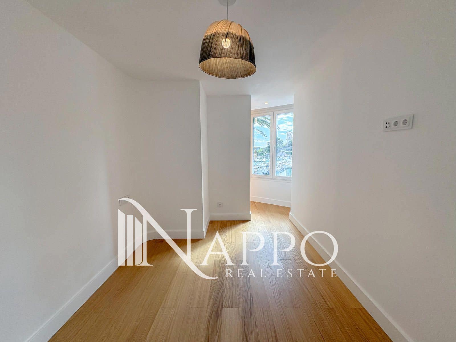 2 bedroom Flat for sale in Palma de Mallorca - € 730,000 (Ref: 9357765)