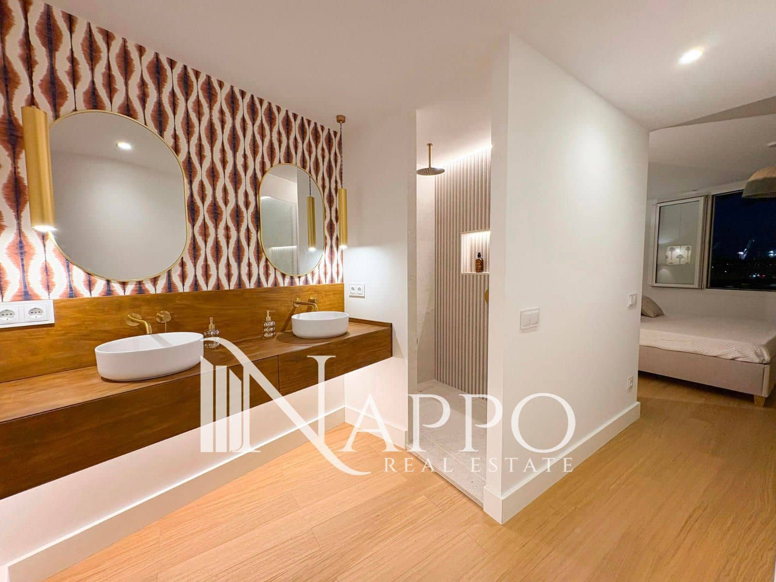 2 bedroom Flat for sale in Palma de Mallorca - € 730,000 (Ref: 9357765)