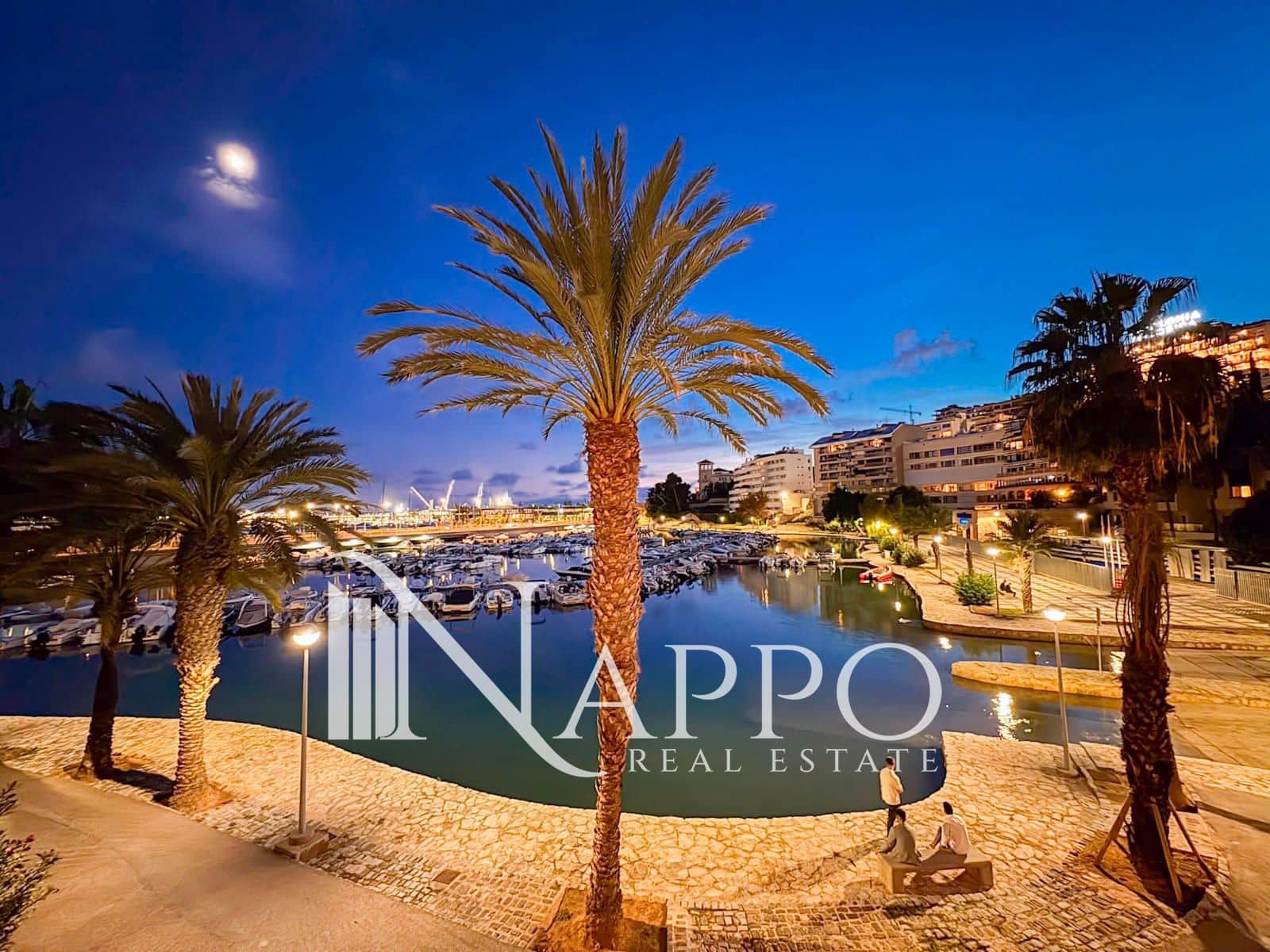 2 bedroom Flat for sale in Palma de Mallorca - € 730,000 (Ref: 9357765)