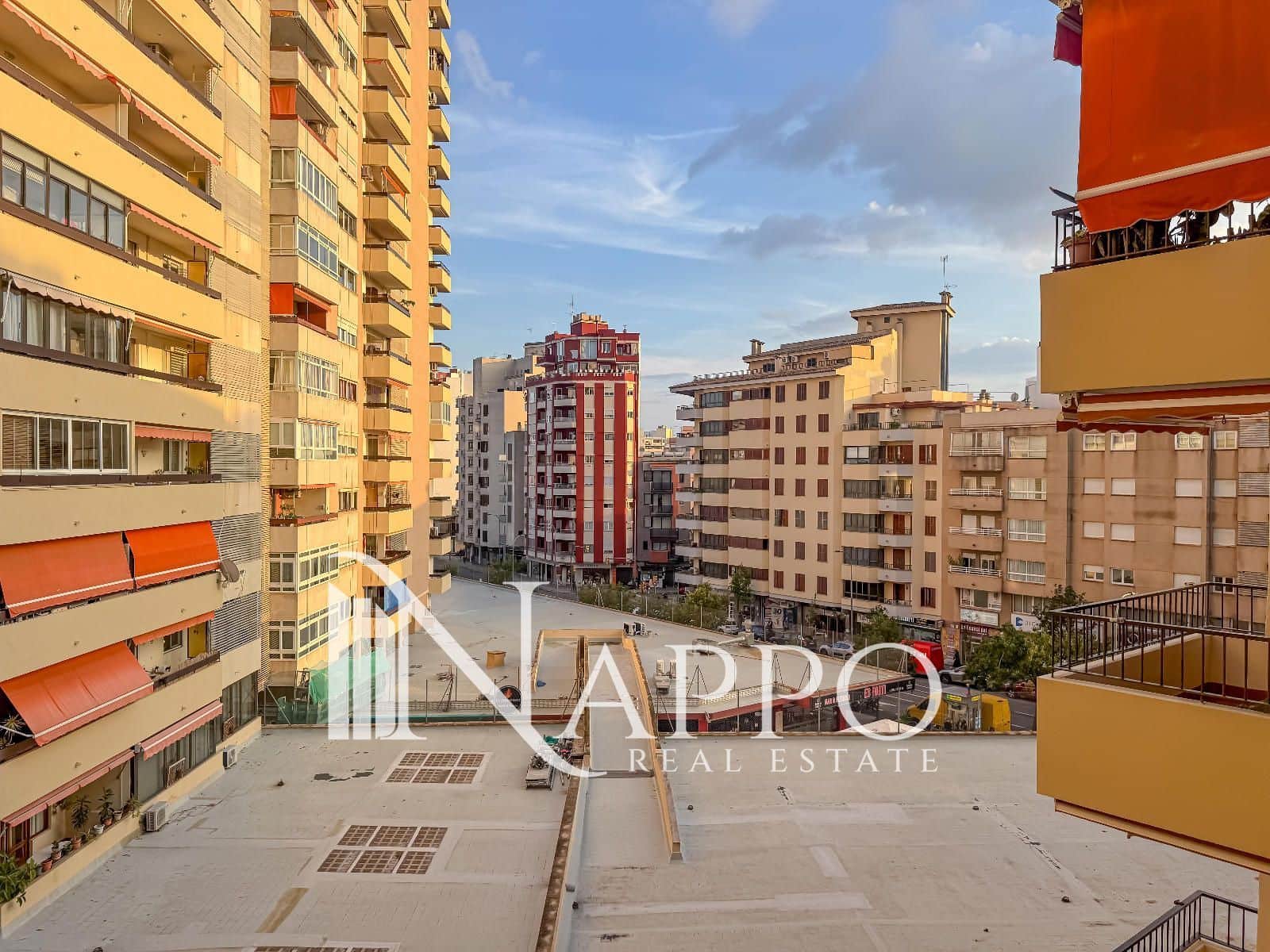 3 soveværelse Lejlighed til salg i Palma de Mallorca - € 429.000 (Ref: 9360803)