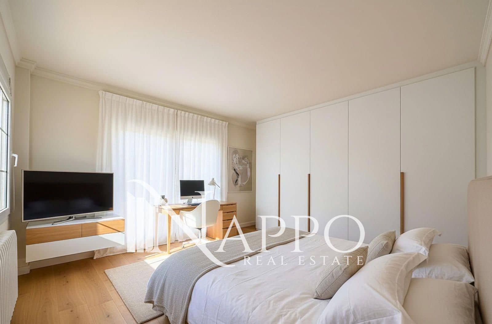 6 bedroom Villa for sale in Santa Ponsa with pool garage - € 2,600,000 (Ref: 9374021)