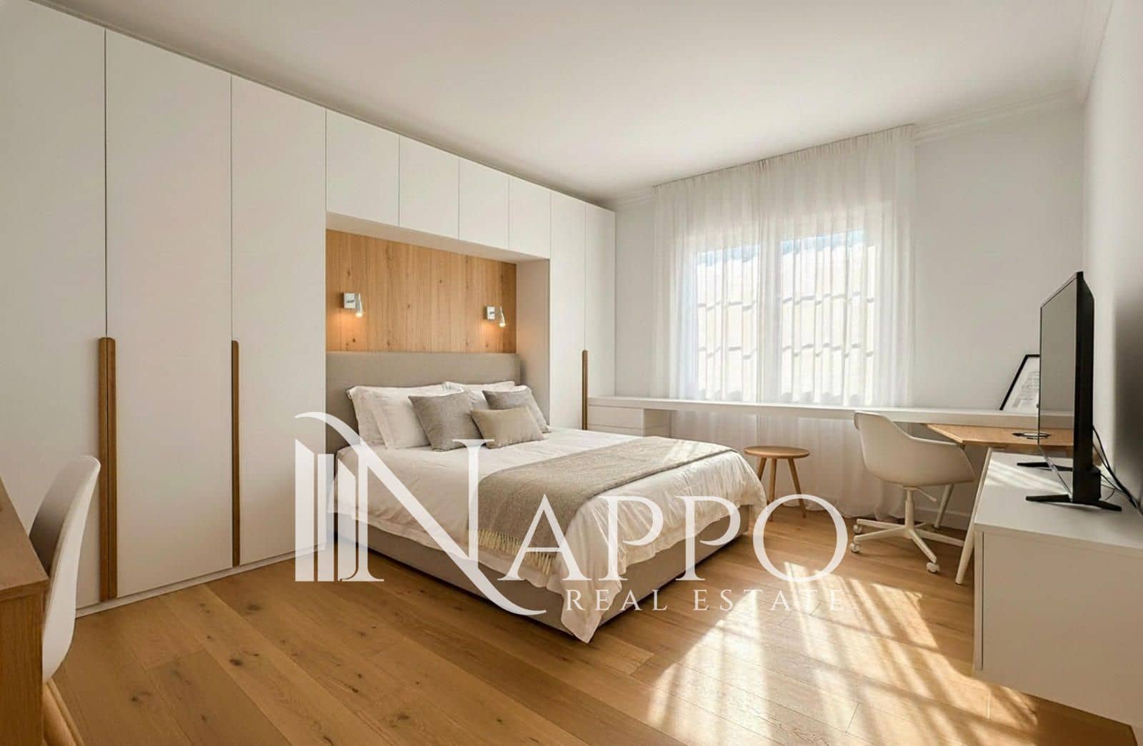 6 bedroom Villa for sale in Santa Ponsa with pool garage - € 2,600,000 (Ref: 9374021)