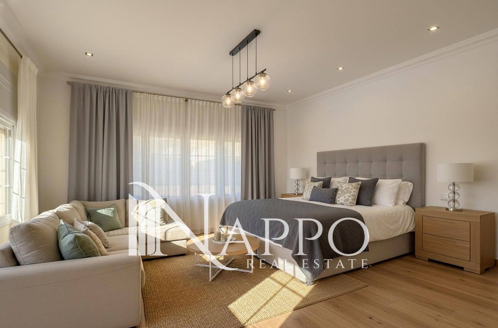 6 bedroom Villa for sale in Santa Ponsa with pool garage - € 2,600,000 (Ref: 9374021)