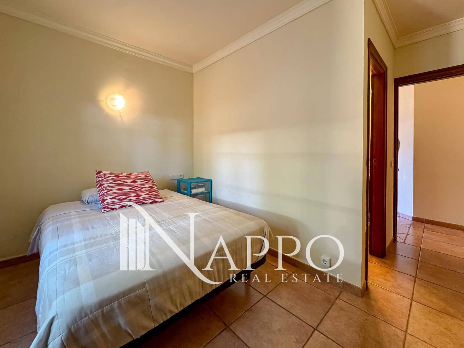 6 bedroom Villa for sale in Santa Ponsa with pool garage - € 2,600,000 (Ref: 9374021)