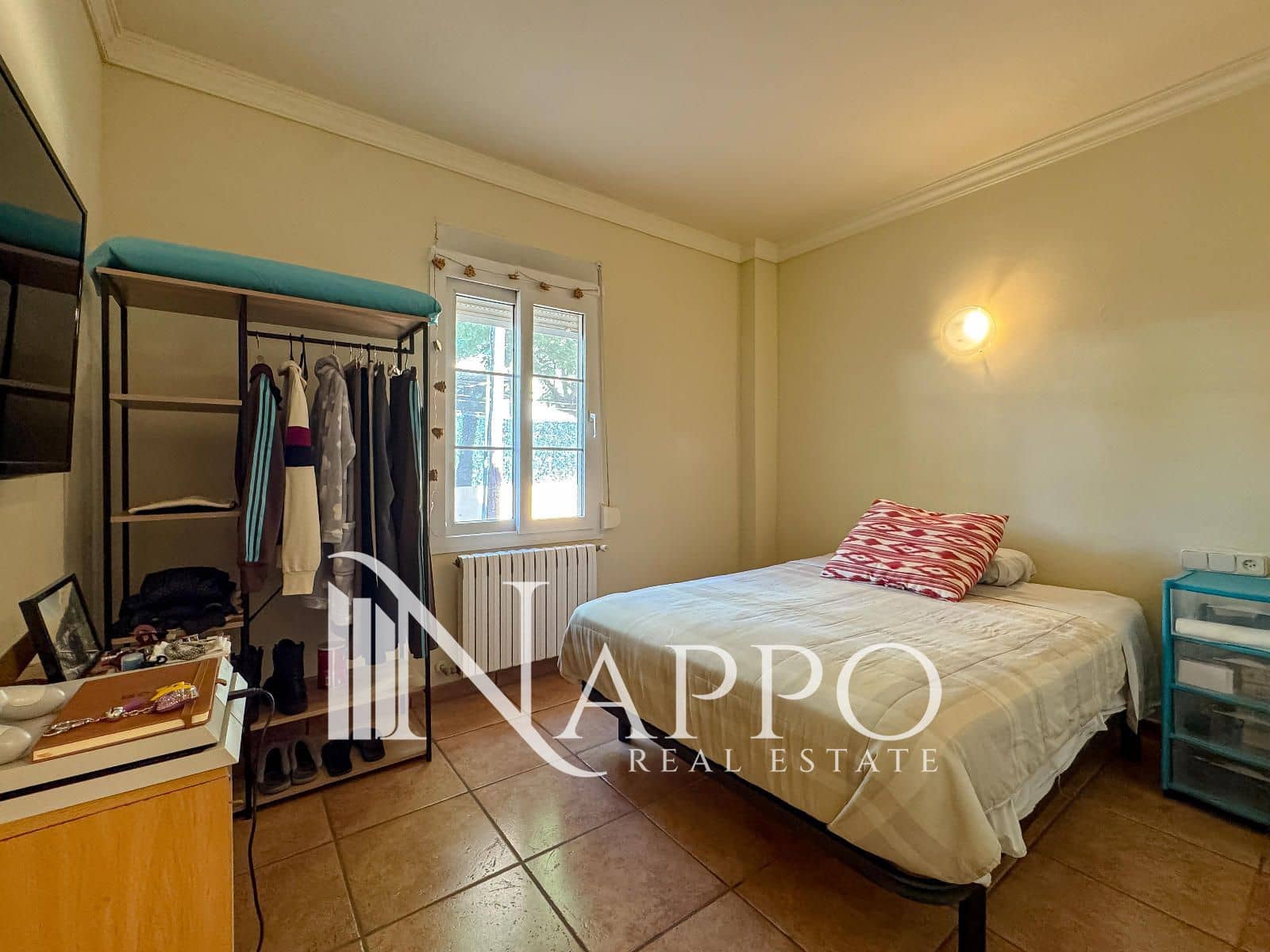 6 bedroom Villa for sale in Santa Ponsa with pool garage - € 2,600,000 (Ref: 9374021)