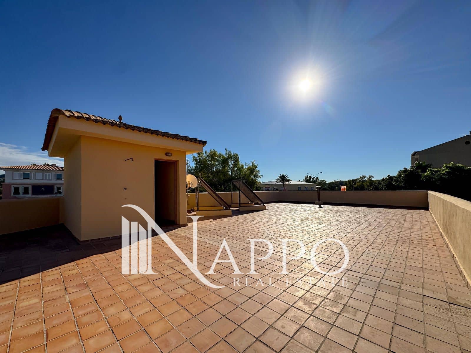 6 bedroom Villa for sale in Santa Ponsa with pool garage - € 2,600,000 (Ref: 9374021)