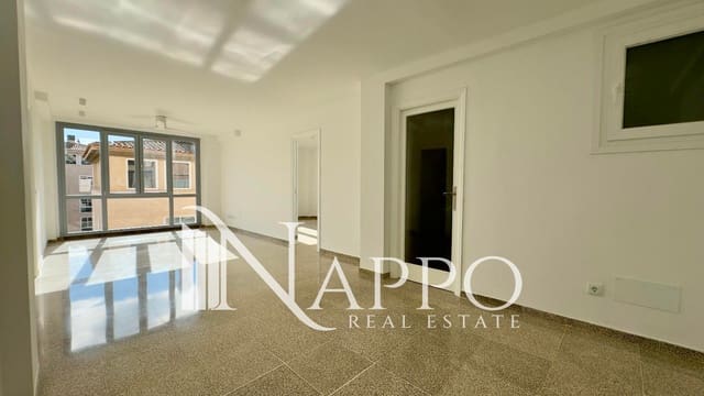 2 bedroom Flat for rent in El Mercat, Palma de Mallorca - € 1,400 (Ref: 9374298)