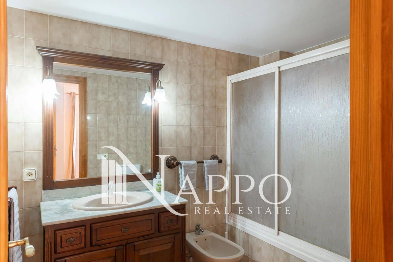 Appartement de 3 chambres à louer à Palma de Mallorca avec piscine garage - 1 700 € (Ref: 9378301)