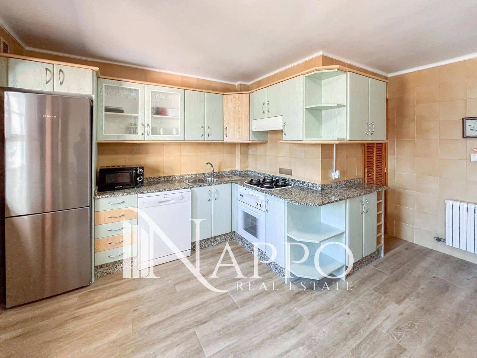 Appartement de 3 chambres à louer à Palma de Mallorca avec piscine garage - 1 700 € (Ref: 9378301)