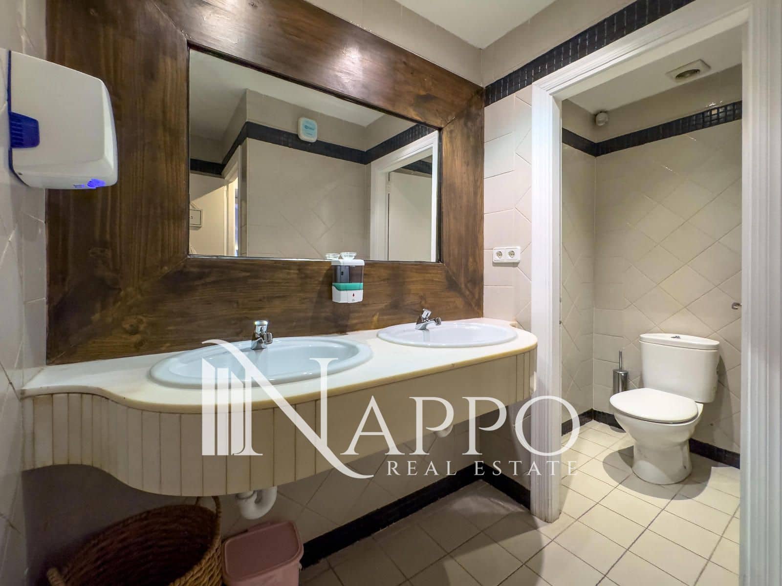 Commercial for rent in Cala Mayor - € 1,900 (Ref: 9378302)