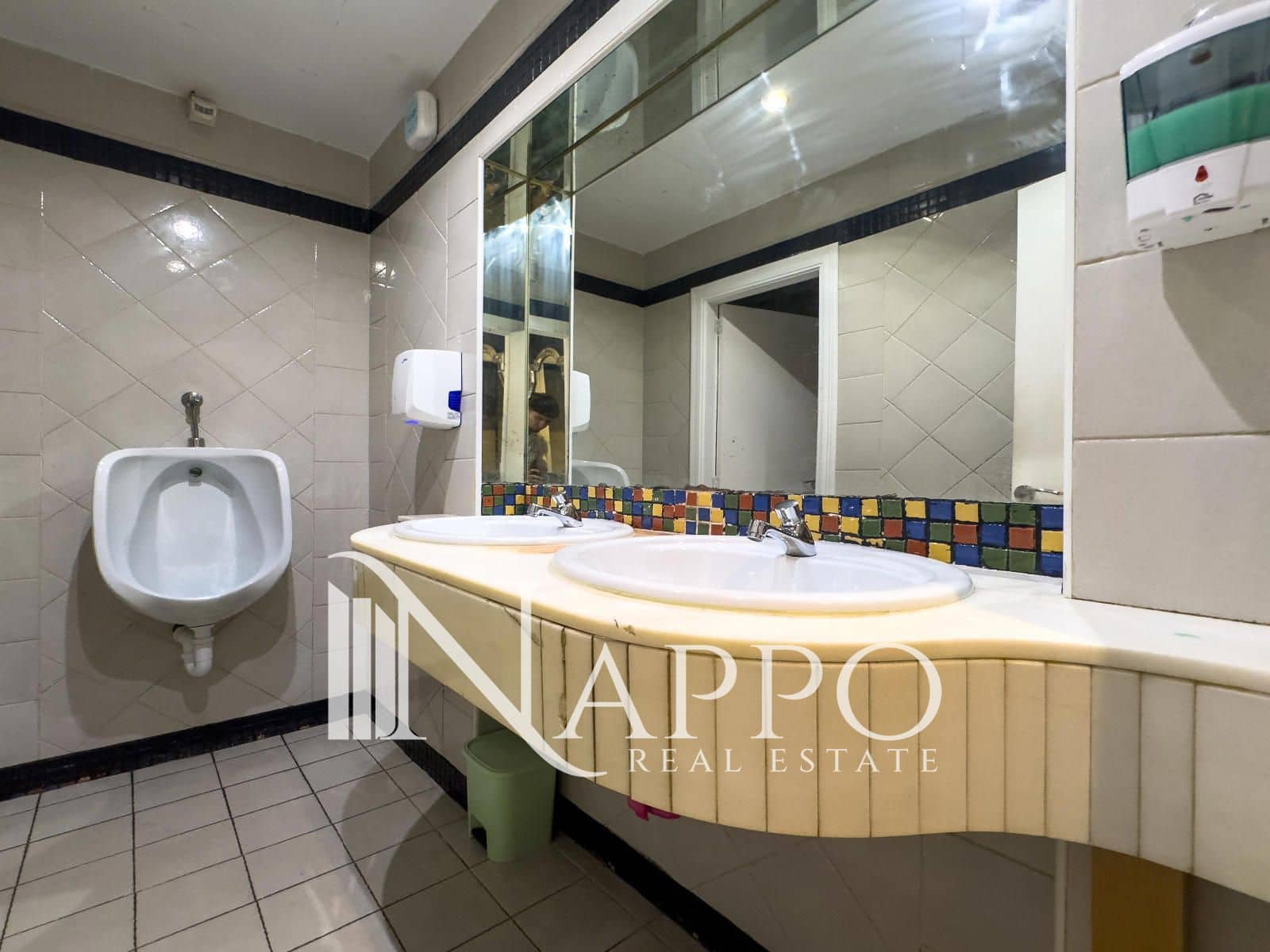 Commercial for rent in Cala Mayor - € 1,900 (Ref: 9378302)