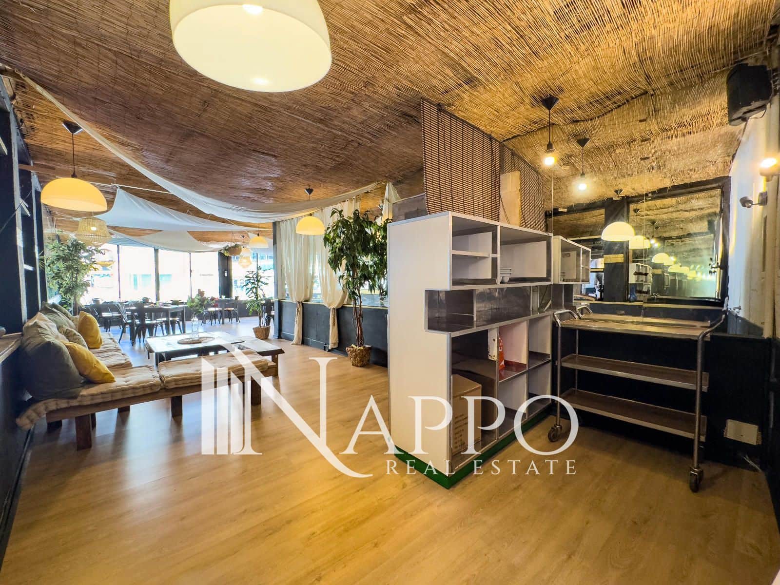 Commercial for rent in Cala Mayor - € 1,900 (Ref: 9378302)