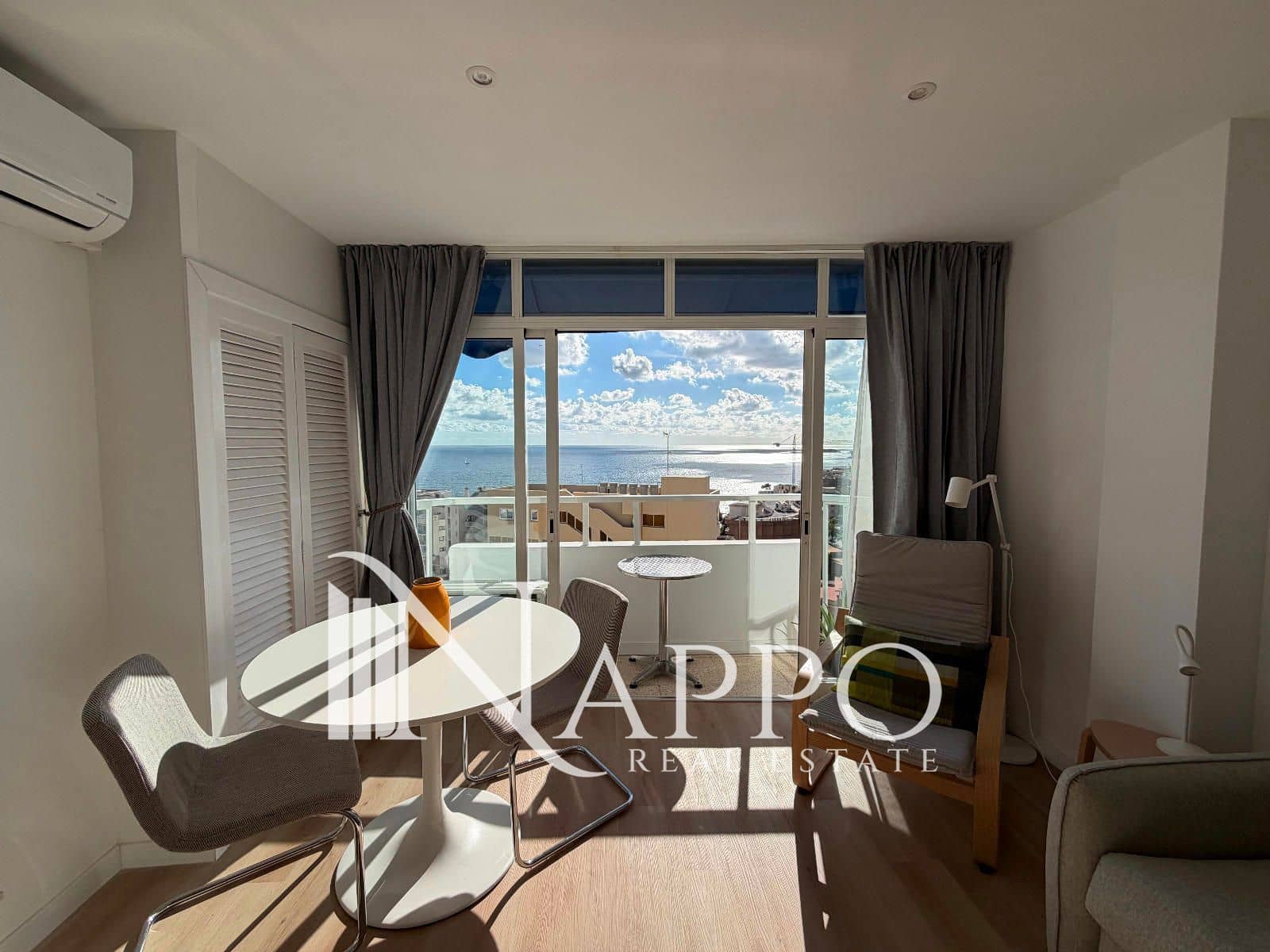 Leilighet til leie i Cala Mayor - € 1 150 (Ref: 9378456)