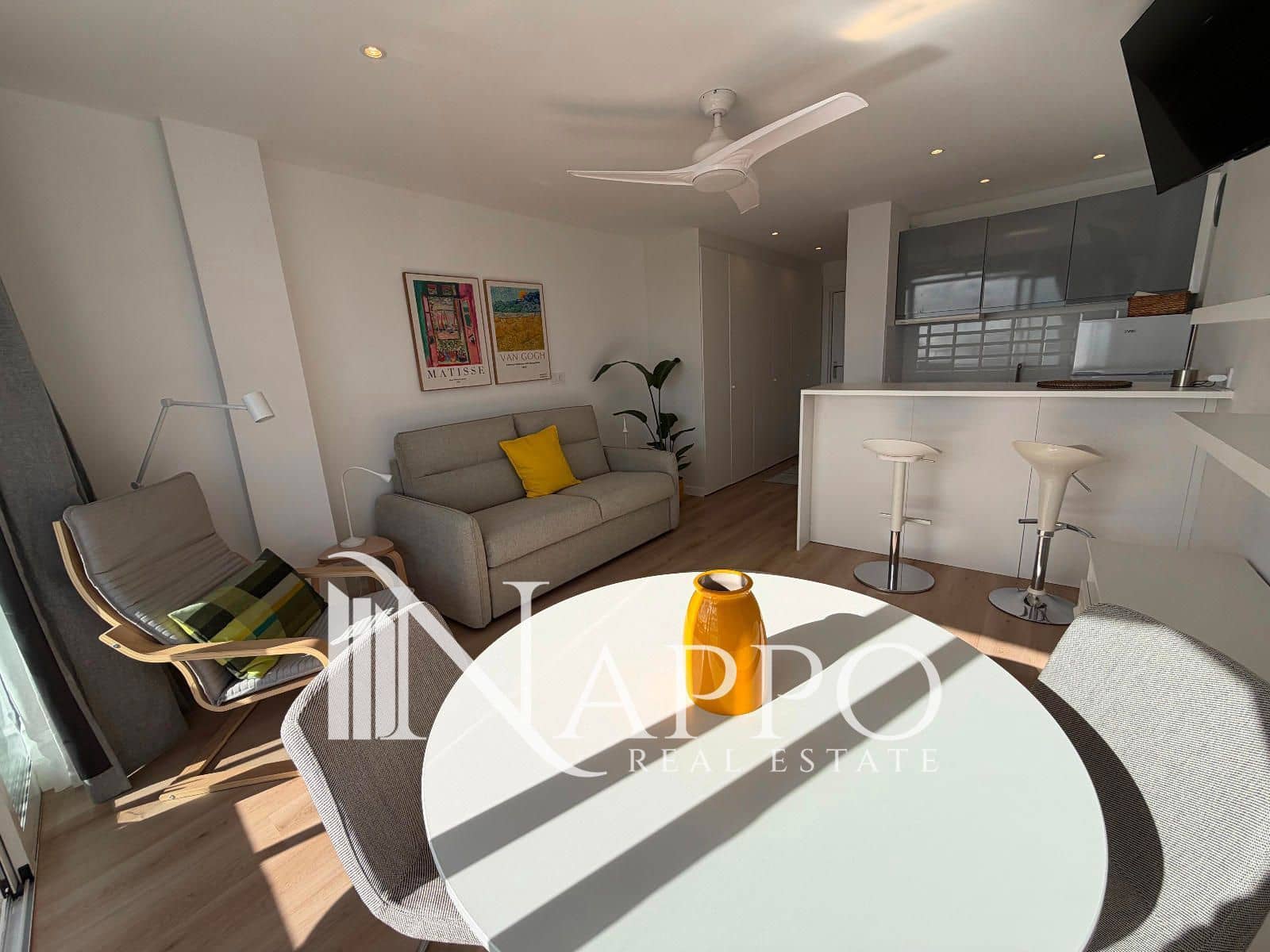 Leilighet til leie i Cala Mayor - € 1 150 (Ref: 9378456)