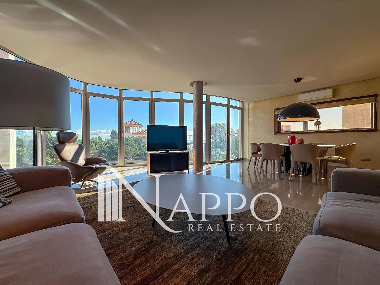 3 bedroom Flat for sale in Palma de Mallorca with garage - € 1,069,000 (Ref: 9380077)