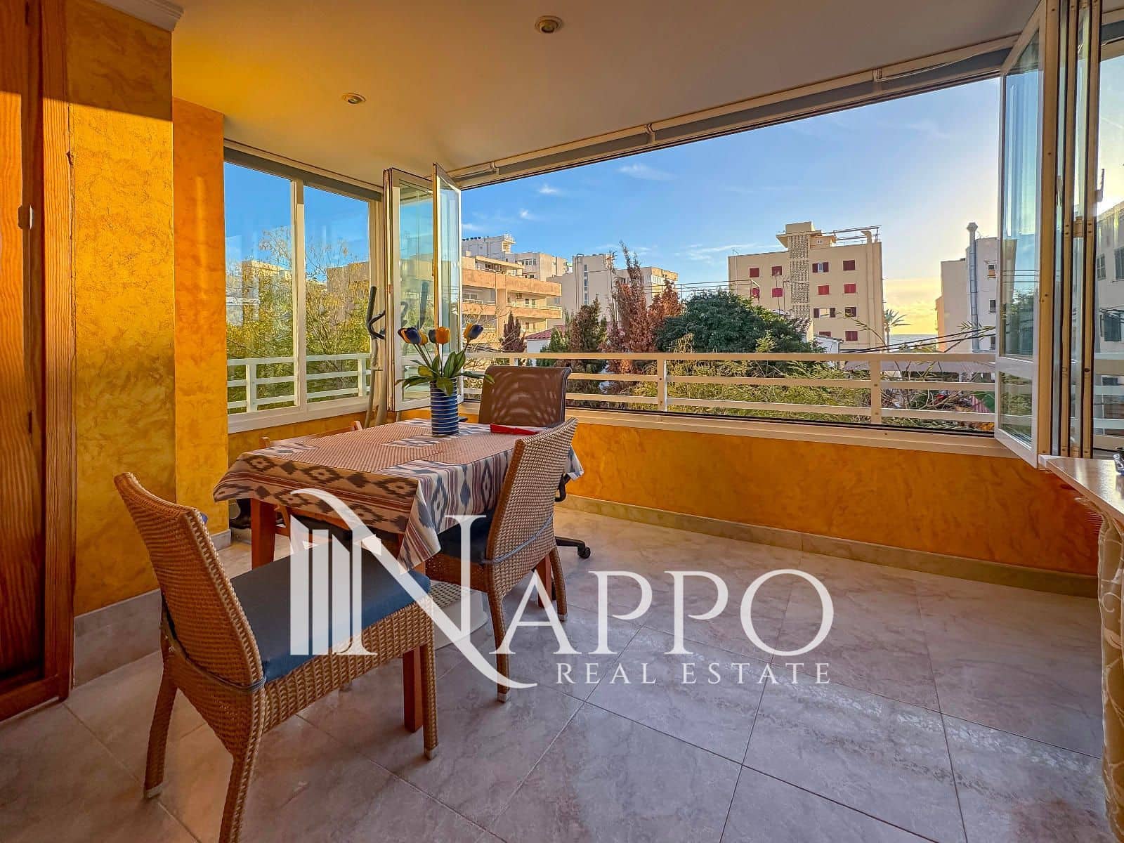 3 bedroom Flat for sale in Can Pastilla - € 549,000 (Ref: 9385398)