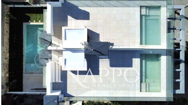 2 soveværelse Penthouse til salg i Playa de Palma, Palma de Mallorca med swimmingpool garage - € 1.675.000 (Ref: 9386567)