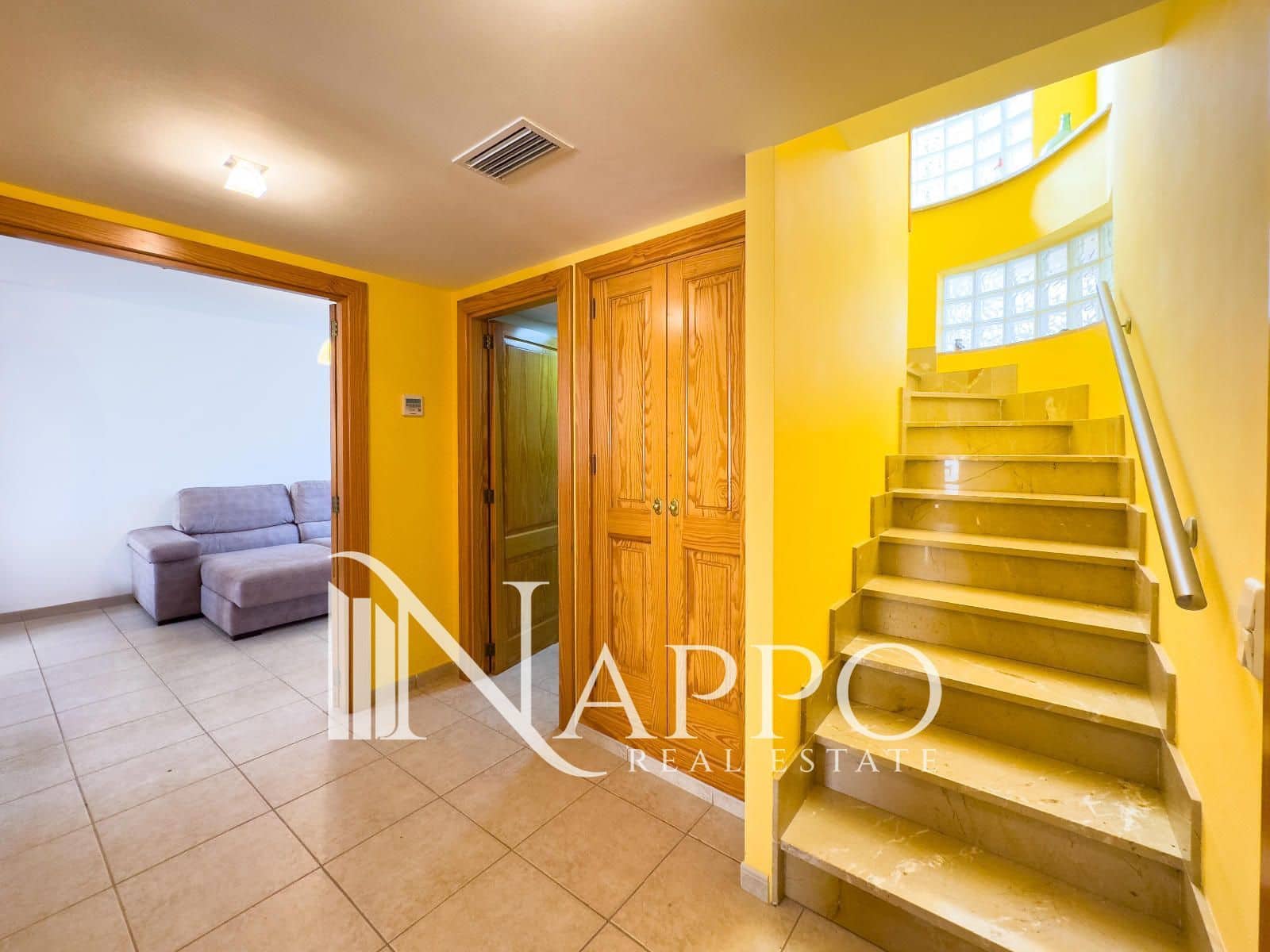 3 slaapkamer Flat te koop in Portocristo / Port de Manacor met garage - € 549.000 (Ref: 9389934)