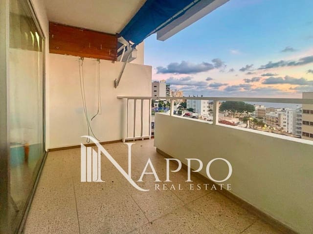 Flat for sale in Cala Mayor, Palma de Mallorca - € 175,000 (Ref: 9392071)