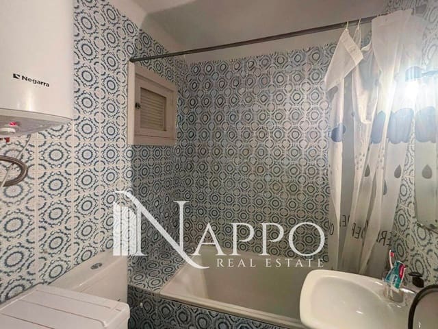 Flat for sale in Cala Mayor, Palma de Mallorca - € 175,000 (Ref: 9392071)