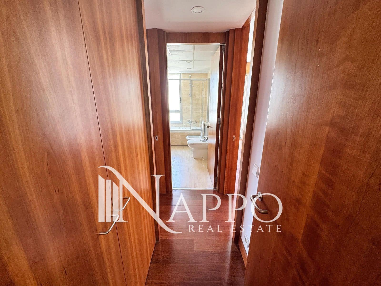 4 quarto Penthouse para arrendar em Madrid cidade com piscina garagem - 9 900 € (Ref: 9392072)