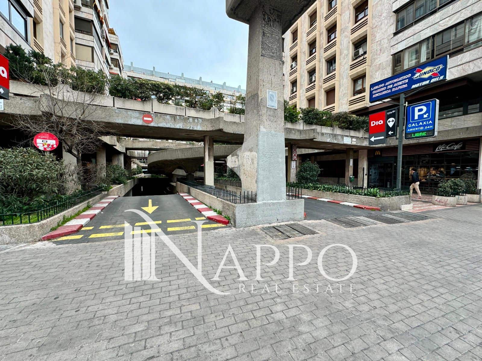 Garage till salu i Madrid stad - 55 000 € (Ref: 9393585)