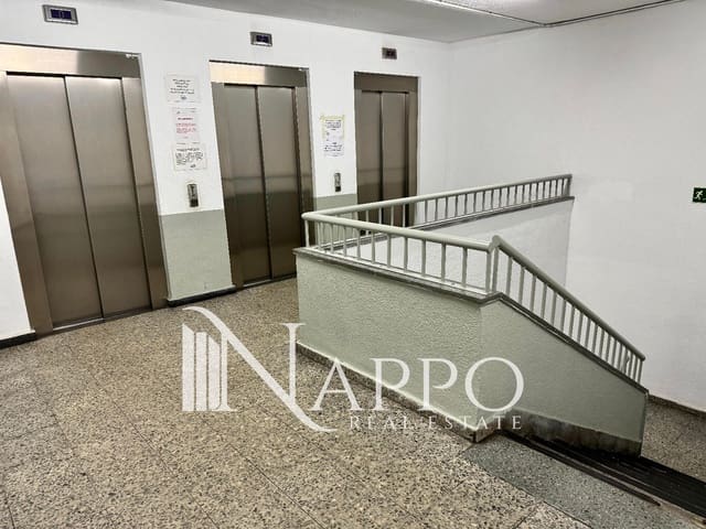 Garage for sale in Gaztambide, Madrid city - € 55,000 (Ref: 9393585)