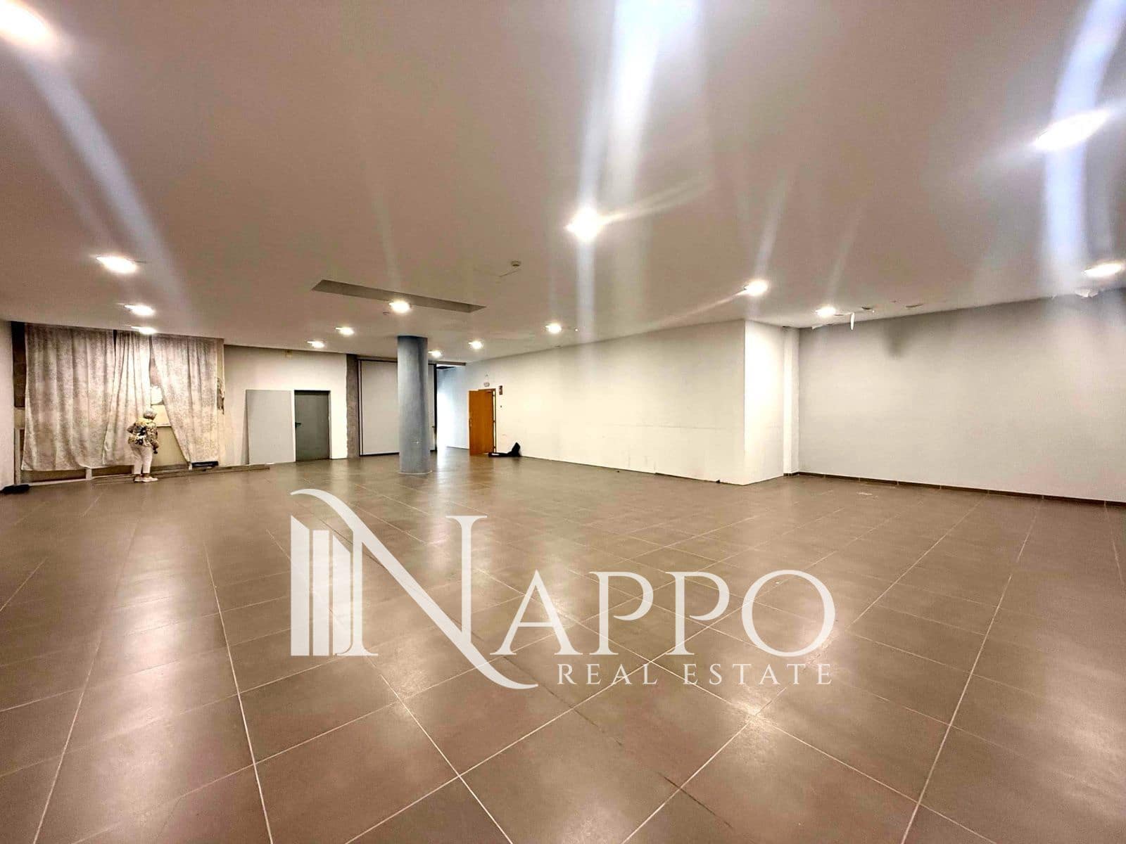 Oficina en Palma de Mallorca en alquiler - 5.000 € (Ref: 9395431)