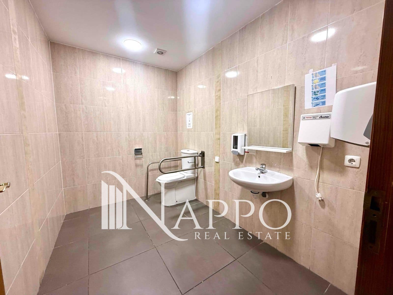 Oficina en Palma de Mallorca en alquiler - 5.000 € (Ref: 9395431)