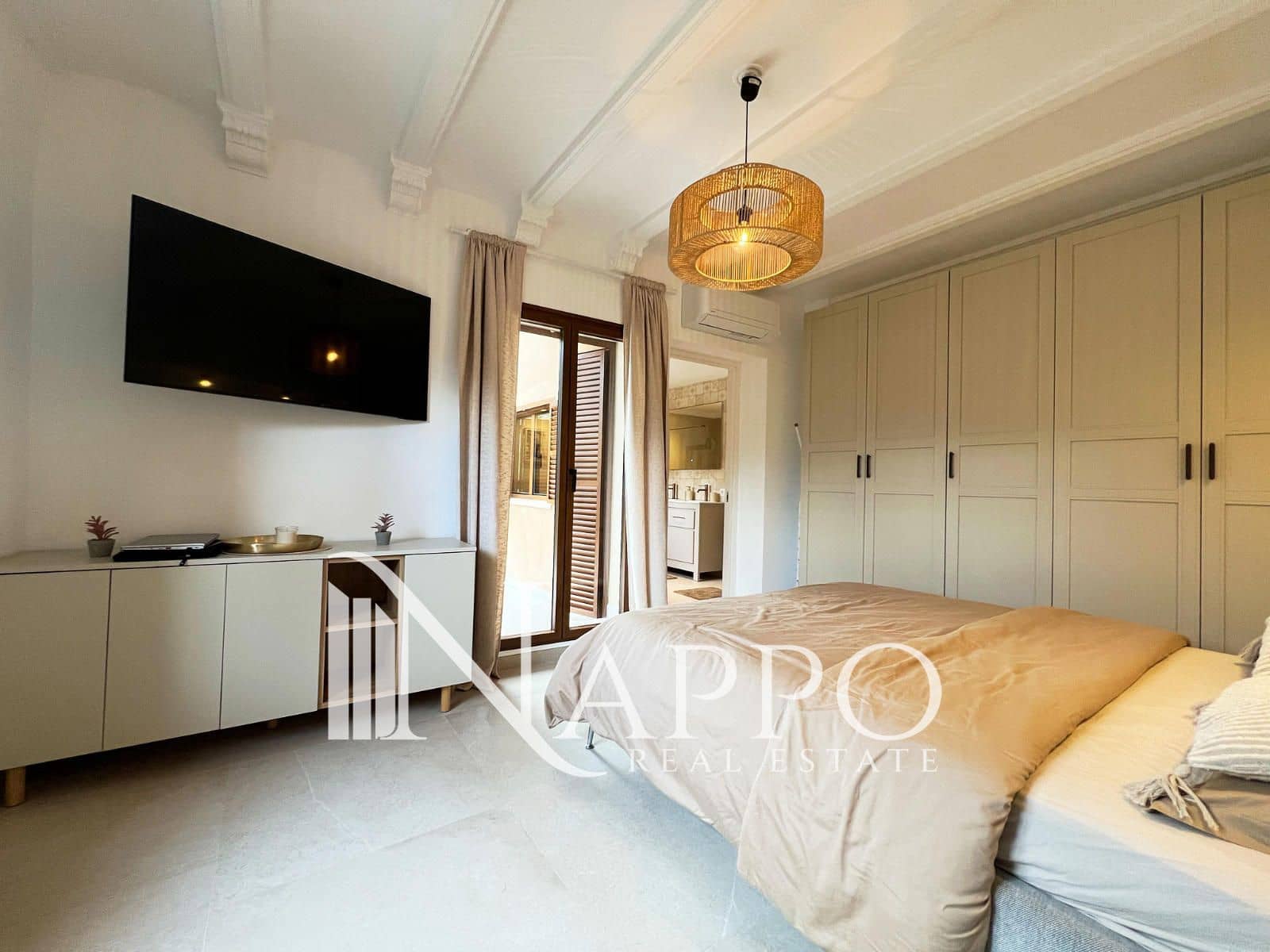 5 bedroom Villa for sale in Soller with garage - € 870,000 (Ref: 9400154)