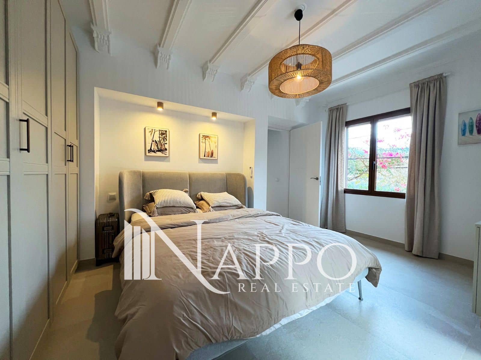 5 bedroom Villa for sale in Soller with garage - € 870,000 (Ref: 9400154)