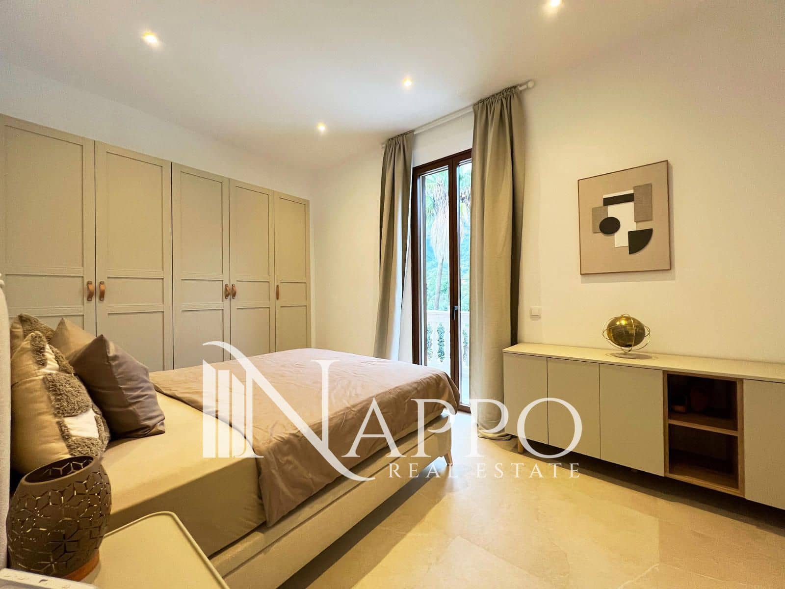 5 bedroom Villa for sale in Soller with garage - € 870,000 (Ref: 9400154)