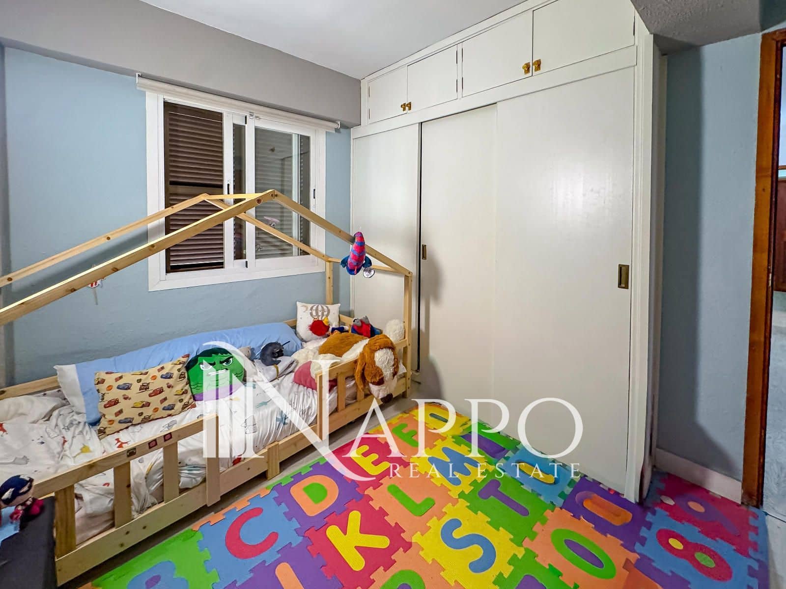 3 slaapkamer Flat te koop in Palma de Mallorca - € 290.000 (Ref: 9402592)