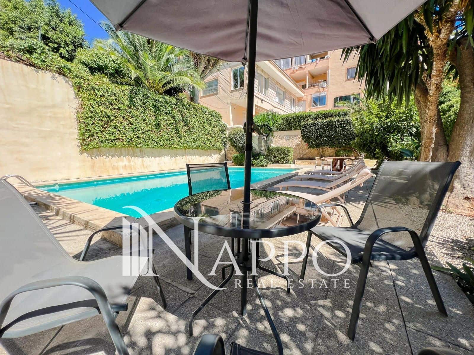 4 bedroom Flat for sale in Cala Mayor with pool - € 445,000 (Ref: 9404671)