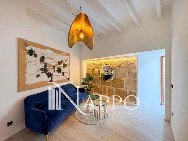 2 bedroom Townhouse for sale in Santa Catalina, Palma de Mallorca with garage - € 1,390,000 (Ref: 9405896)